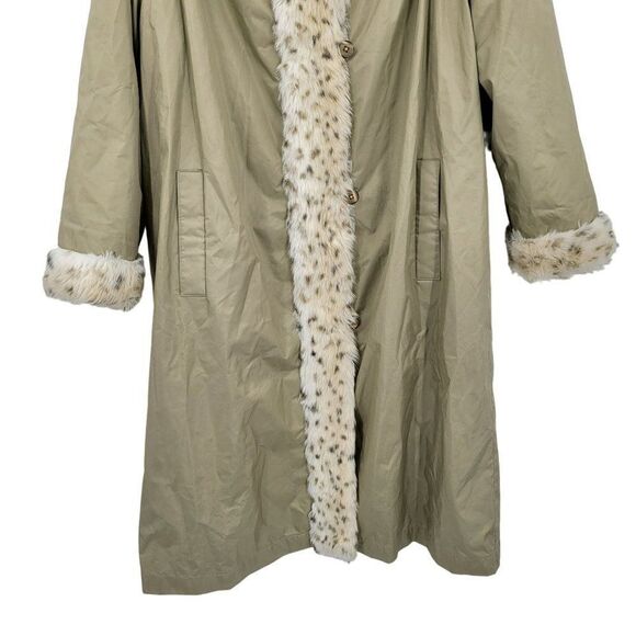 Vintage 70's Reversible Vegan Faux Fur Raincoat M Snow Leopard Animal Pockets - Picture 12 of 16